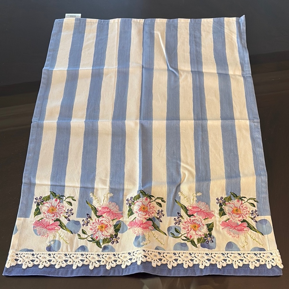 Mackenzie Childs wildflowers Dish Towel blue Floral Tea Towel-NWOT